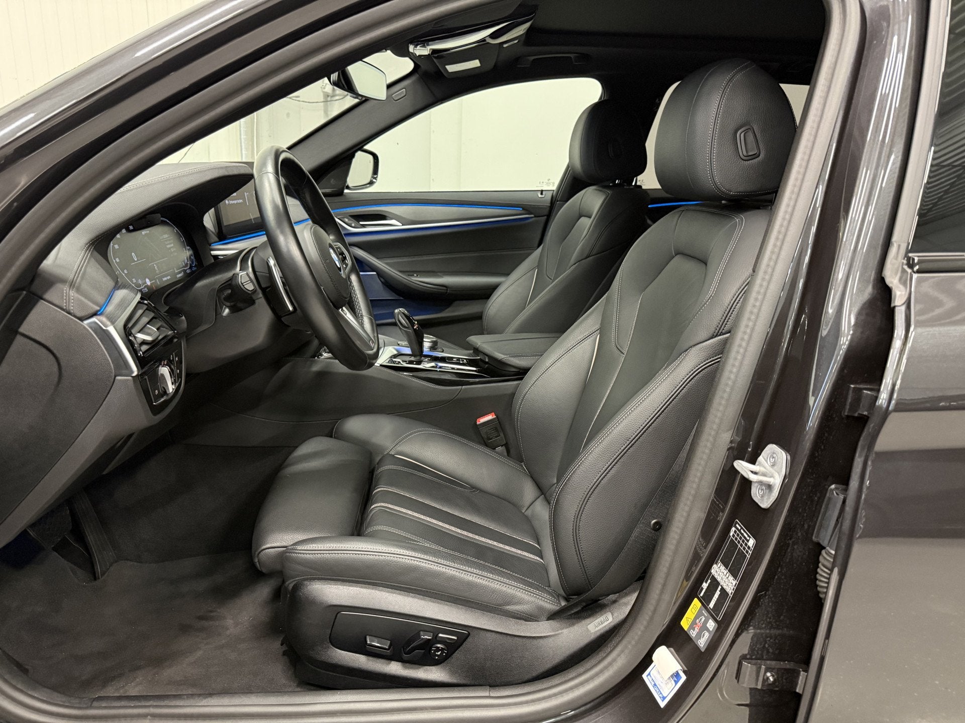 Foto 12 van BMW 5 Serie Touring 530e xDrive High exe PANO/TREKHAAK/H&K/L