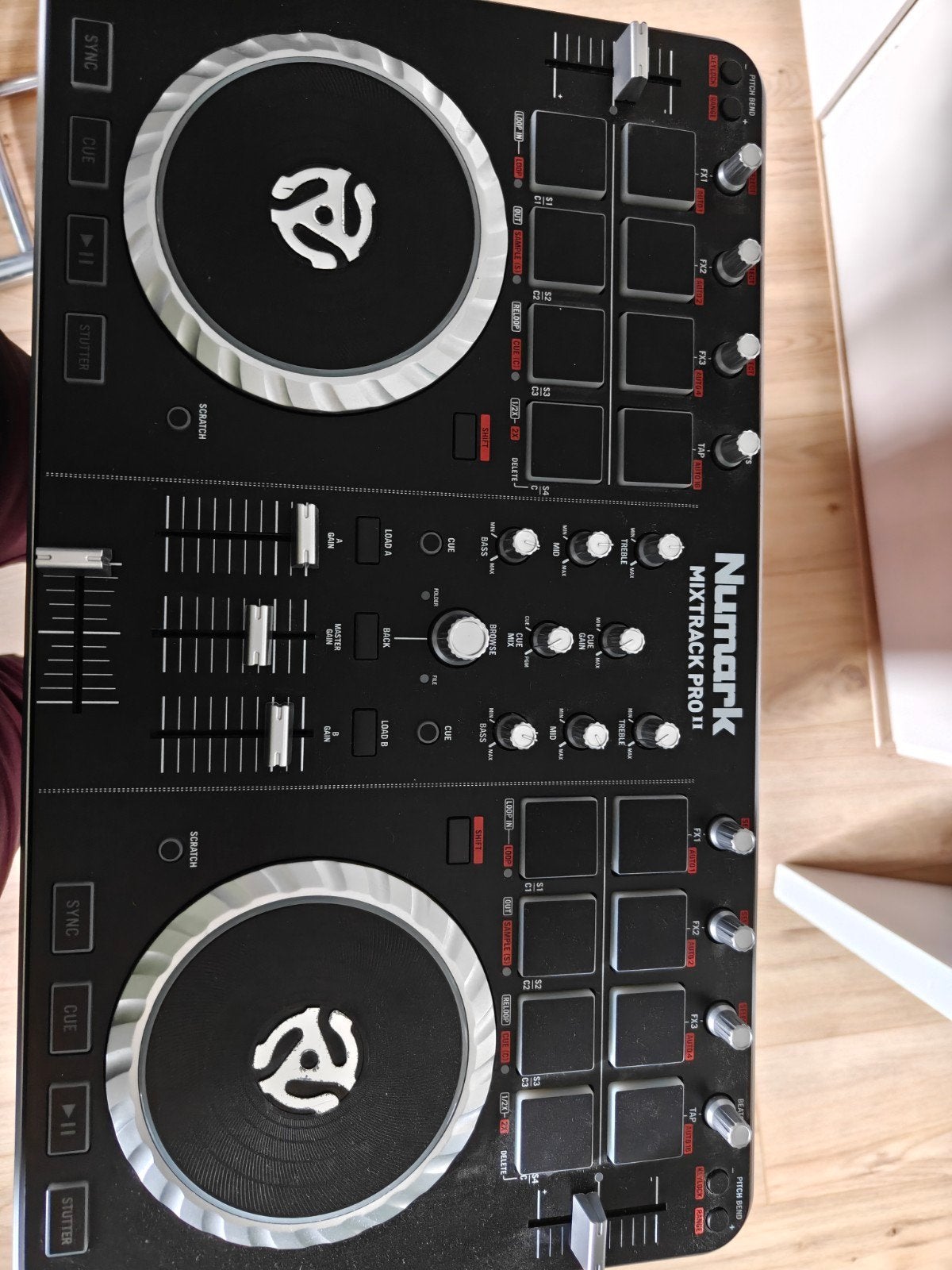 Numark Mixtrack Pro II DJ Controller, Ophalen of Verzenden