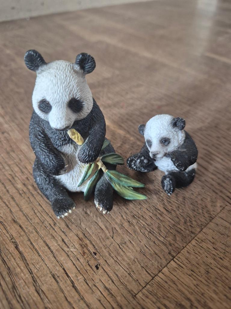 Schleich Reuzepanda met kleintje, Verzamelen, Dierenverzamelingen, Ophalen of Verzenden, Zo goed als nieuw, Wild dier, Beeldje of Figuurtje