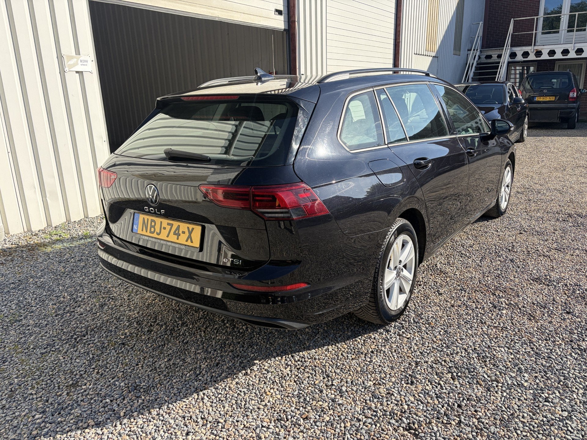 Volkswagen Golf Variant 8 1.0 eTSI Life Business DSG BTW in, Dealer onderhouden, Stof, Gebruikt, 150 pk