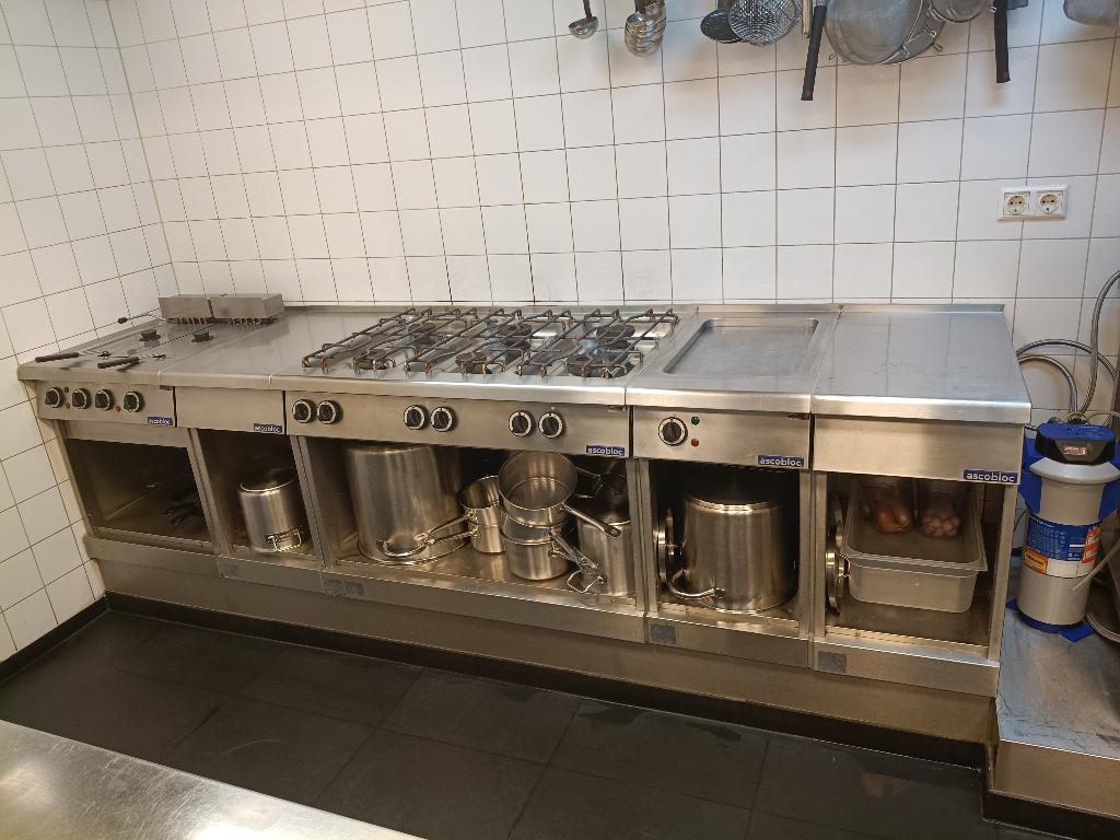 Bakwand, gasfornuis horeca, bordenwarmhoudkast, saladiere's, Zakelijke goederen, Horeca | Keukenapparatuur, Fornuis, Frituur en Grillen