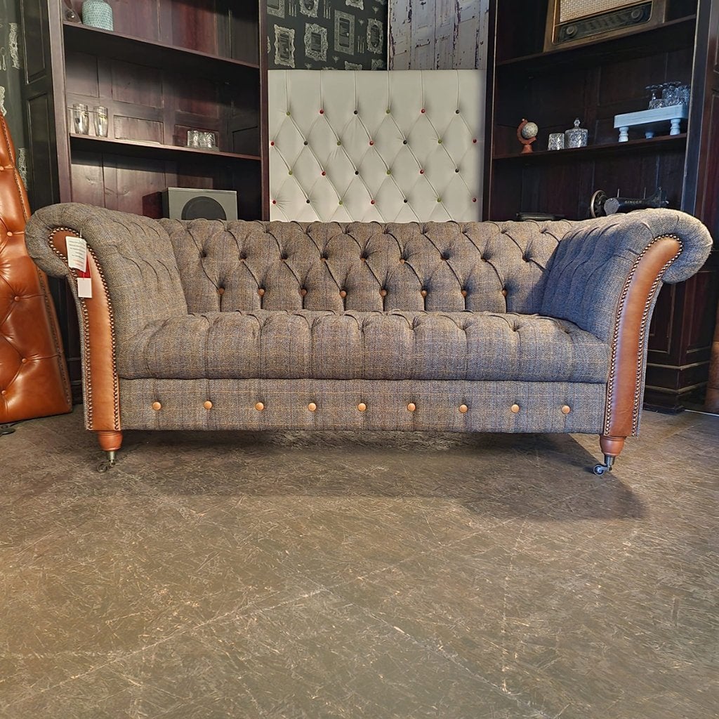 Chesterfield 2-zits bank Harris Tweed Grijs - Stof // NIEUW!, Ophalen