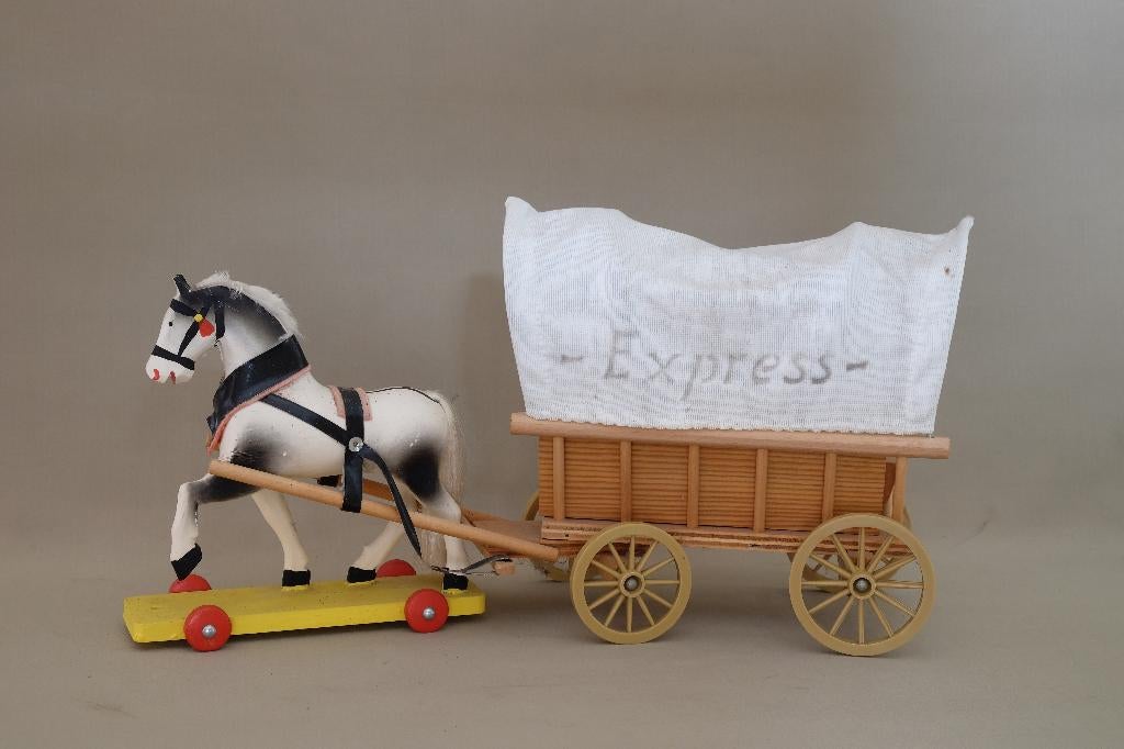 vintage speelgoed paar met wagen   Anker Spielzeug, Antiek en Kunst, Antiek | Speelgoed, Ophalen of Verzenden