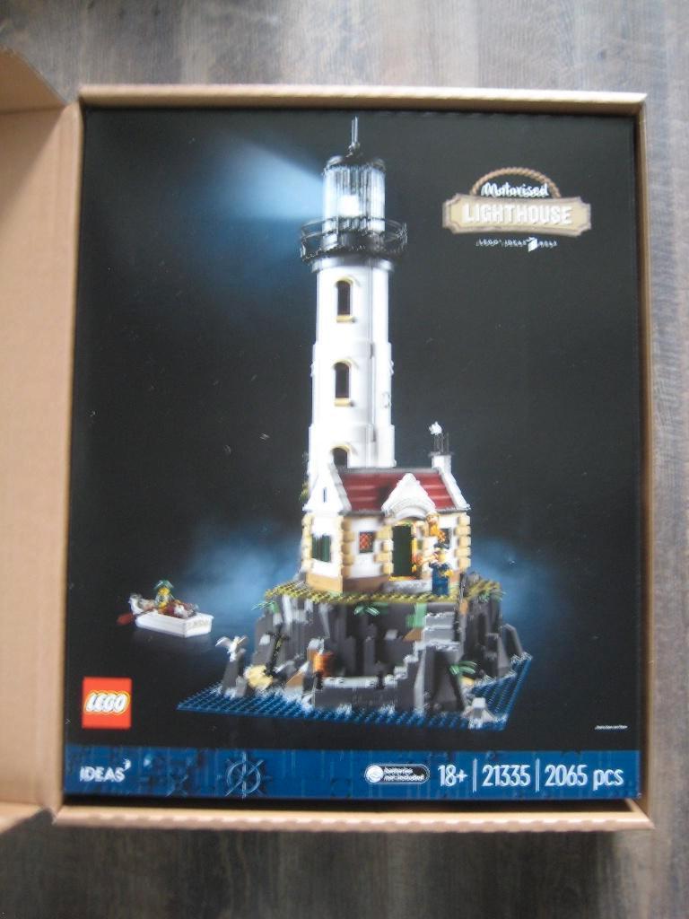 NIEUW 21335 gemotoriseerde vuurtoren met licht, Ophalen of Verzenden, Nieuw, Complete set, Lego