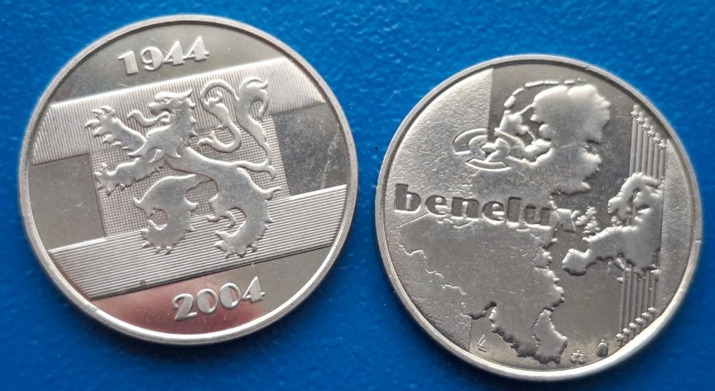 Penning 2 x BeNeLux - 2004, Verzenden, Overige materialen, Nederland