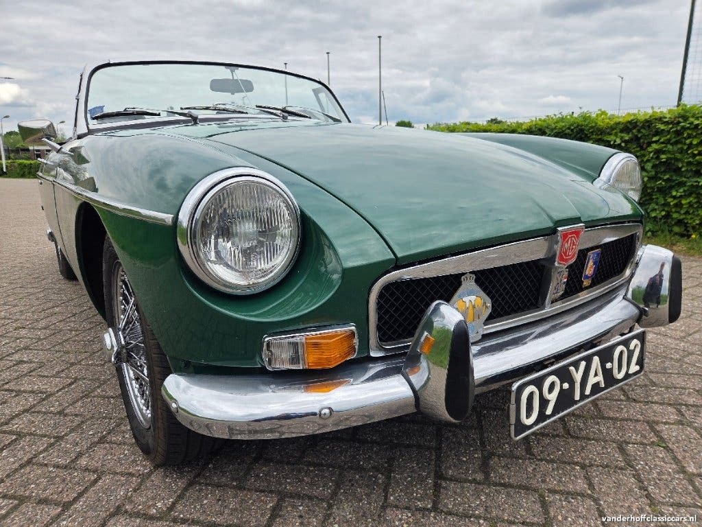 MGB Roadster (1973) – British Racing Green, foto 7