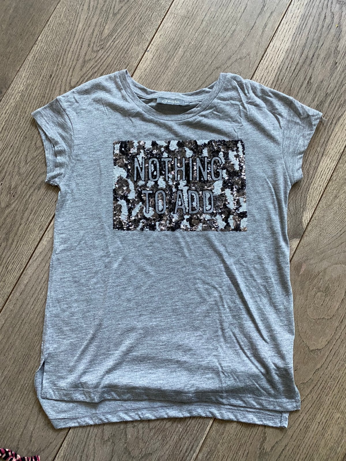 Grijs T-shirt met glitter en pailletten maat 152 Geisha, Ophalen of Verzenden, Zo goed als nieuw, Meisje, Shirt of Longsleeve