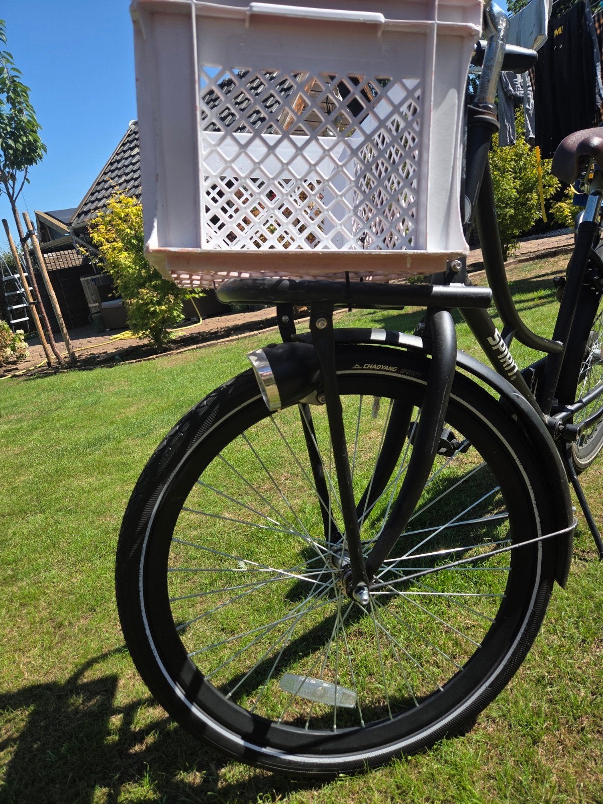 Spirit transportfiets met voordrager en mand, Fietsen en Brommers, Terugtraprem, Gebruikt, Versnellingen, 50 tot 53 cm