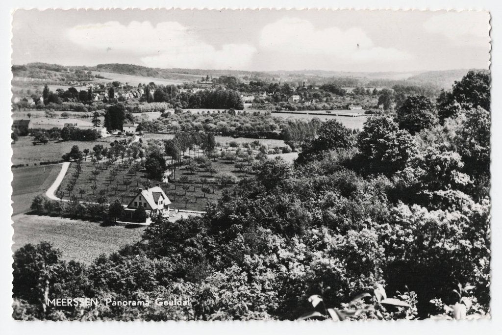 Meerssen – Panorama Geuldal. Gelopen Amsterdam 1968., Ophalen of Verzenden, 1960 tot 1980, Gelopen, Limburg