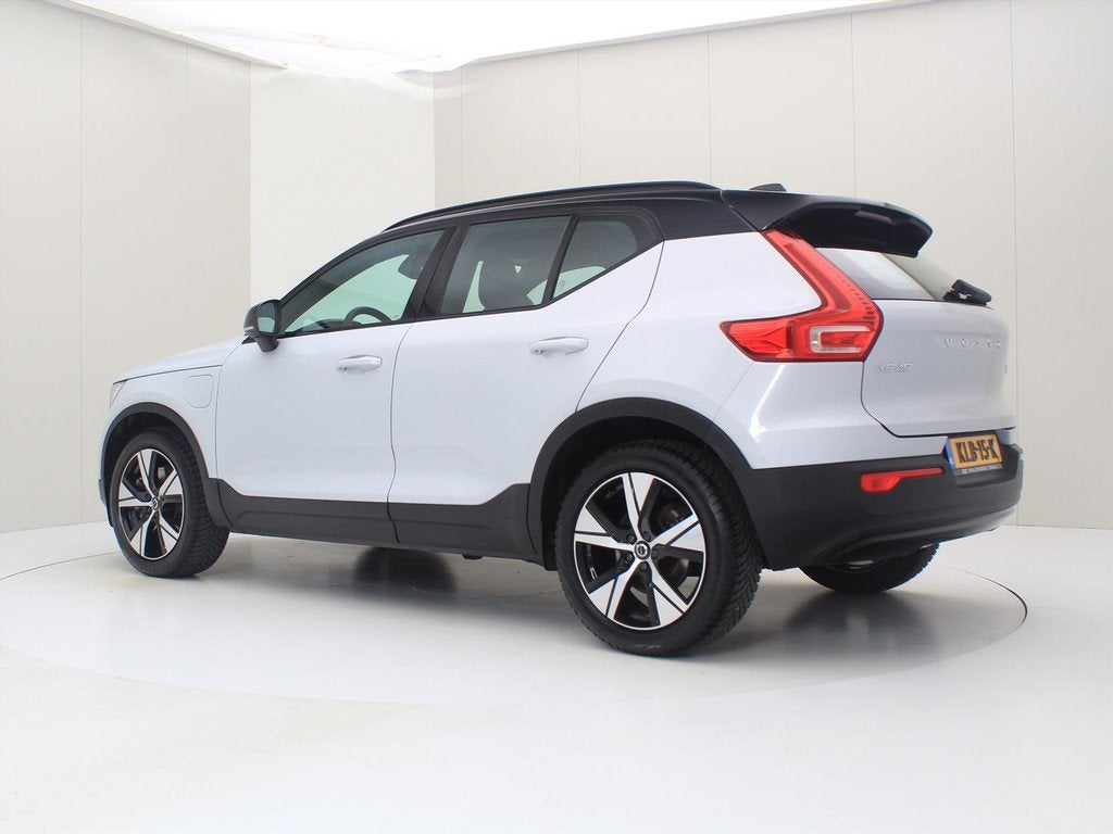 Volvo Xc40 T4 Twin Engine 211pk Geartronic R-Design [ LED+CA, Auto's, Volvo, Automaat, 1712 kg, Wit, Bedrijf