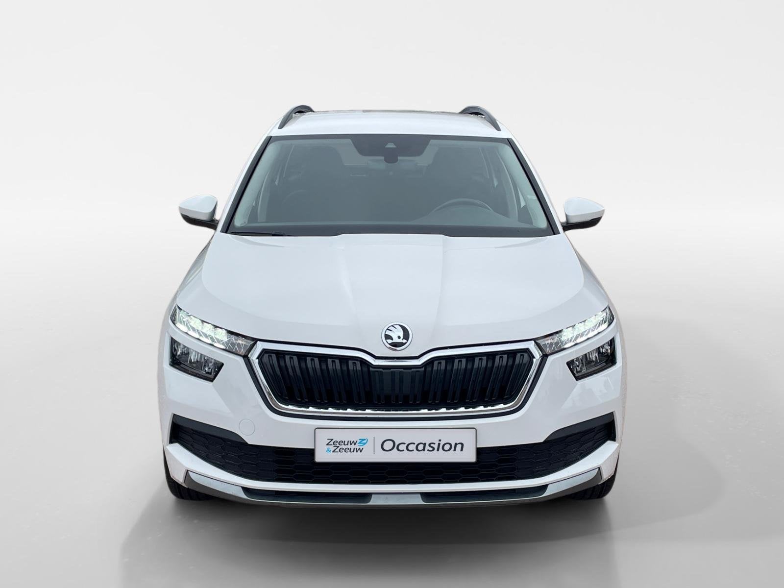 Skoda Kamiq 1.0 TSI Active *Navi via Carplay*Parkeersensoren, Auto's, Voorwielaandrijving, Stof, Gebruikt, 95 pk