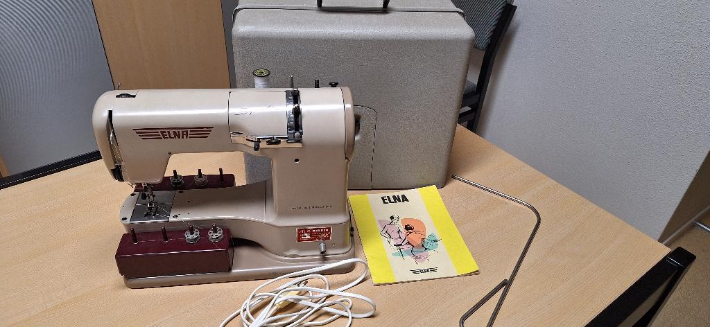 Elna naaimachine, Hobby en Vrije tijd, Naaimachines en Toebehoren, Ophalen, Gebruikt, Naaimachine, Overige merken