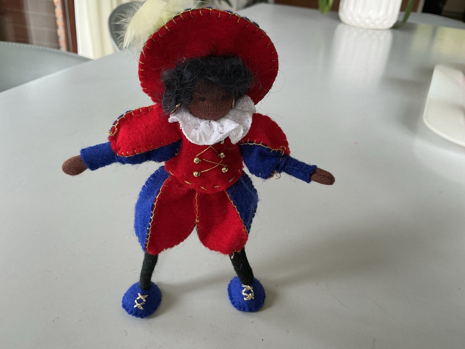 Zwarte Piet 15 cm. Hoog, Ophalen of Verzenden, Nieuw, Figuurtje(s), Wolvilt