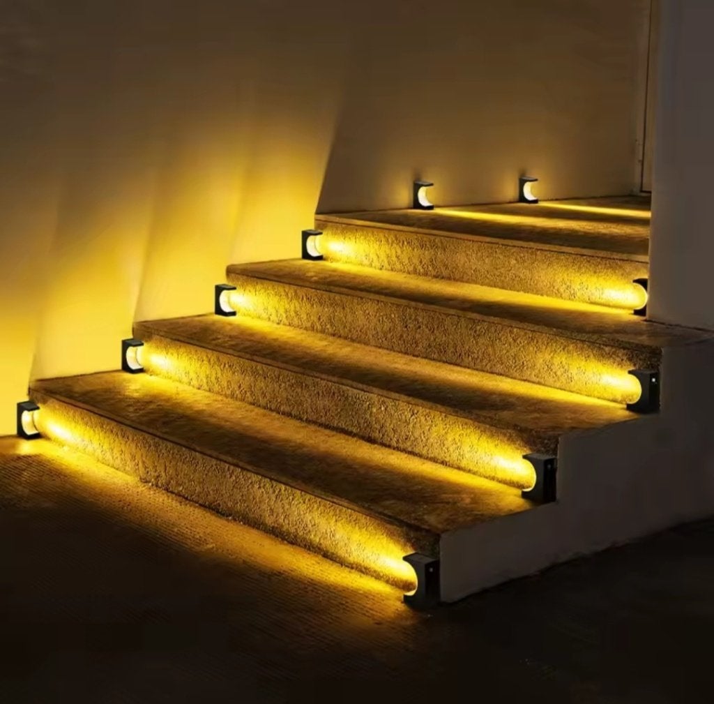 4 stuks Solar LED verlichting voor trappen of paden, Ophalen, Zonne-energie, Kunststof, Minder dan 50 watt