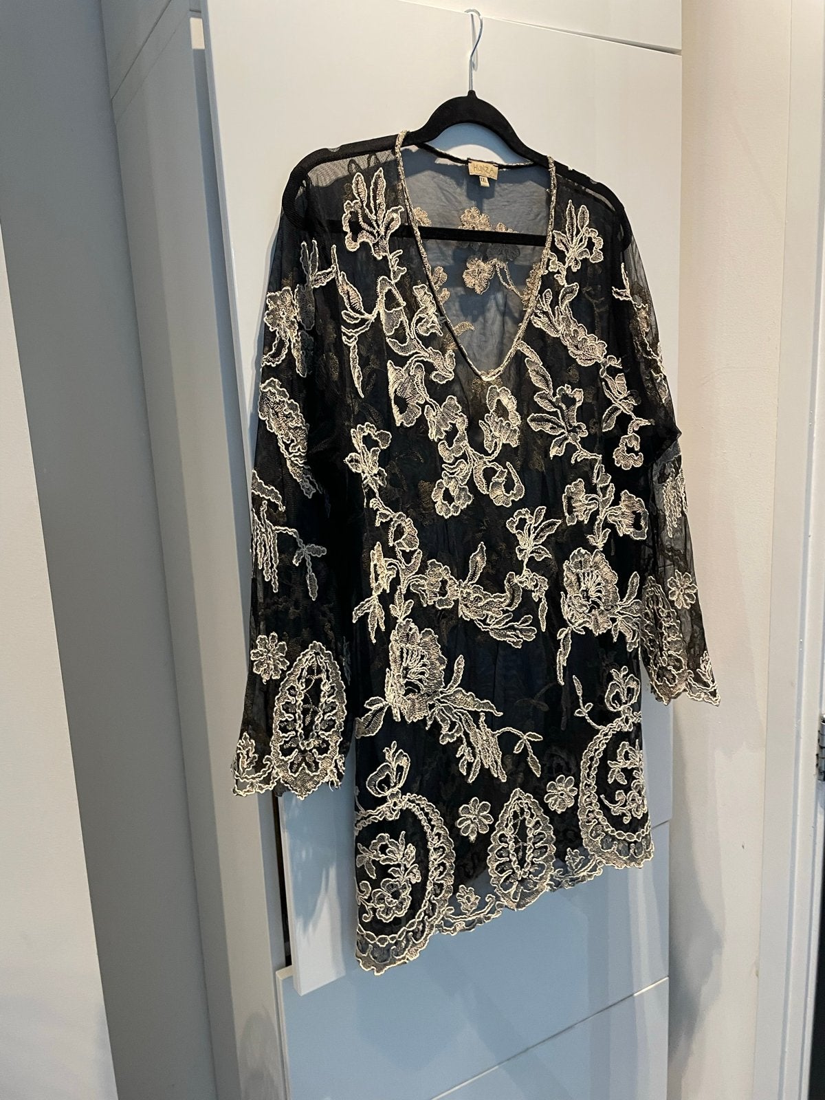Hunza Zwarte Tuniek met Beige Borduurwerk - Maat XXL, Verzenden, Zwart, Maat 46/48 (XL) of groter, Zo goed als nieuw