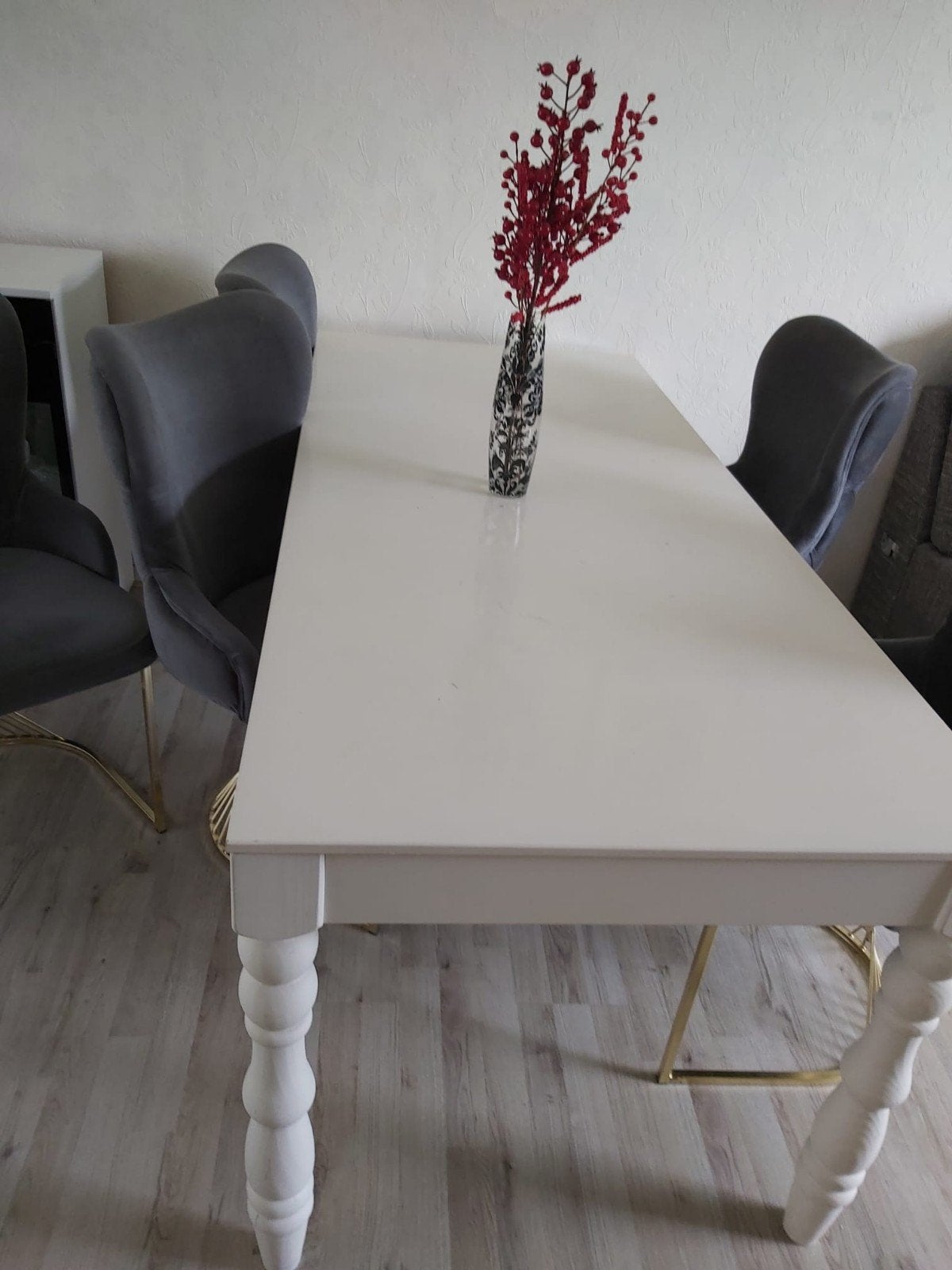 Elegante Witte Eettafel met Gedraaide Poten, Huis en Inrichting, Tafels | Eettafels, Ophalen, Gebruikt, Klassiek, Modern, Elegant
