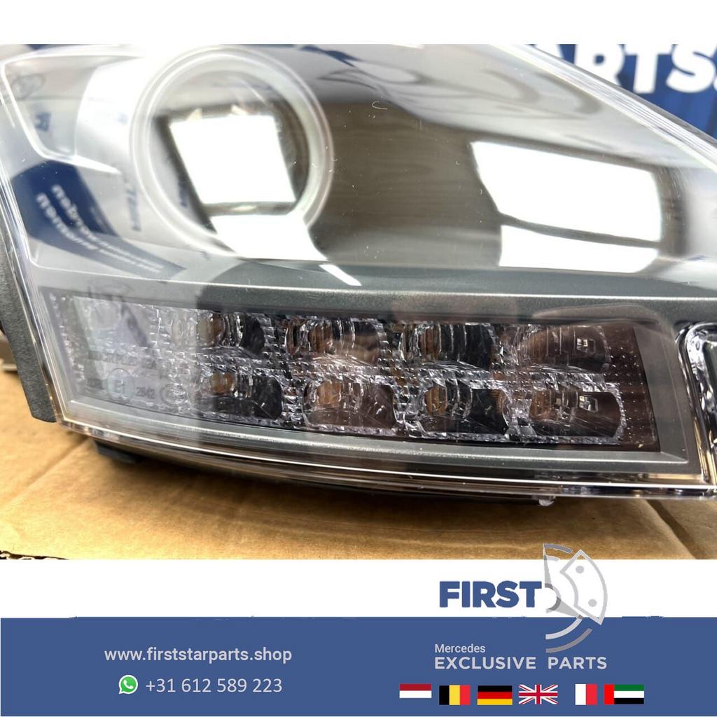 C197 R197 SLS SLS63 SLR AMG LED KOPLAMP RECHTS Mercedes 2010, Gebruikt, -, Ophalen of Verzenden, -