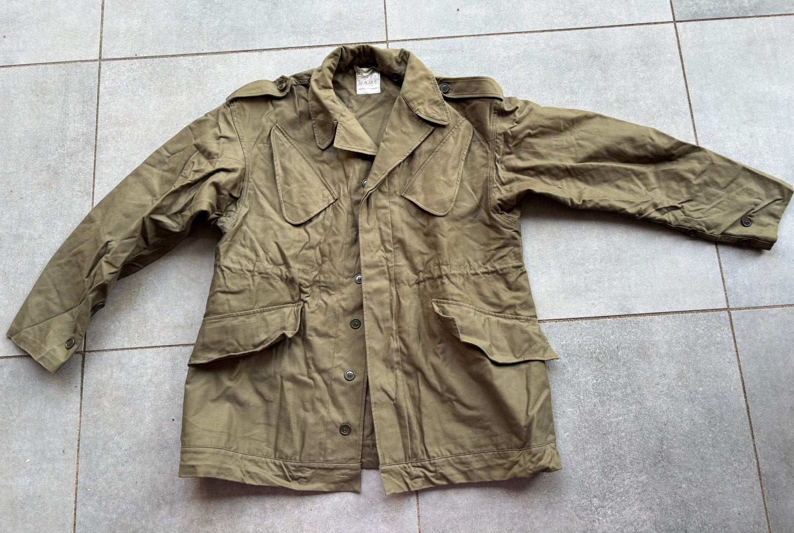 Legerkleding Jas, Verzamelen, Militaria | Algemeen, Ophalen of Verzenden, Landmacht, Nederland, Kleding of Schoenen