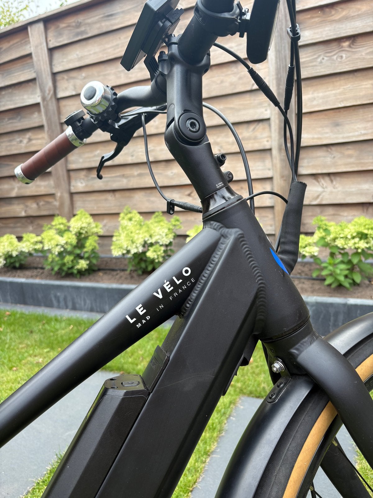 Nette ebike - Le Vélo MAD L'Urbain - Remmen piepen, Gebruikt, 47 tot 51 cm, 30 tot 50 km per accu, Ophalen