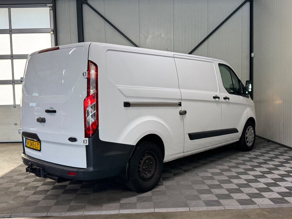 Ford Transit Custom 2.0 TDCI Aut | L2 Trend 3-Pers | Airco |, Euro 6, Wit, 14 km/l, Bedrijf