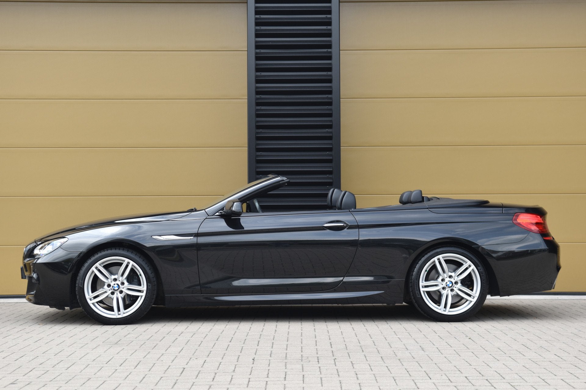 BMW 6 Serie Cabrio 640xi High Executive * M Sportpakket * Ni, Auto's, BMW, Automaat, Euro 5, Gebruikt, 1885 kg
