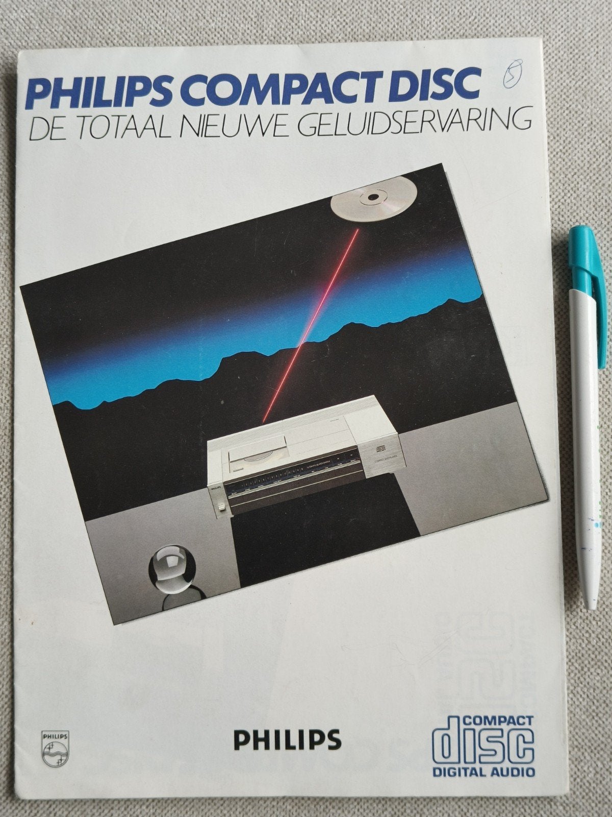 1982, PHILIPS INTRODUCTIE? COMPACT DISC, Boeken, Ophalen of Verzenden, Zo goed als nieuw