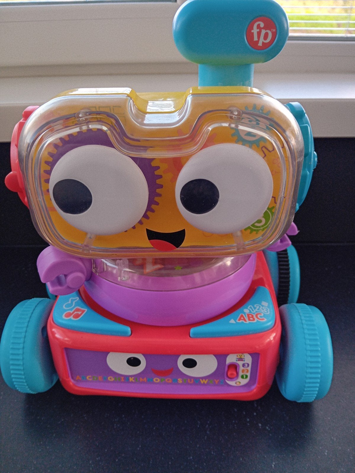 kleine robot, Ophalen of Verzenden, Zo goed als nieuw, 6 maanden tot 2 jaar
