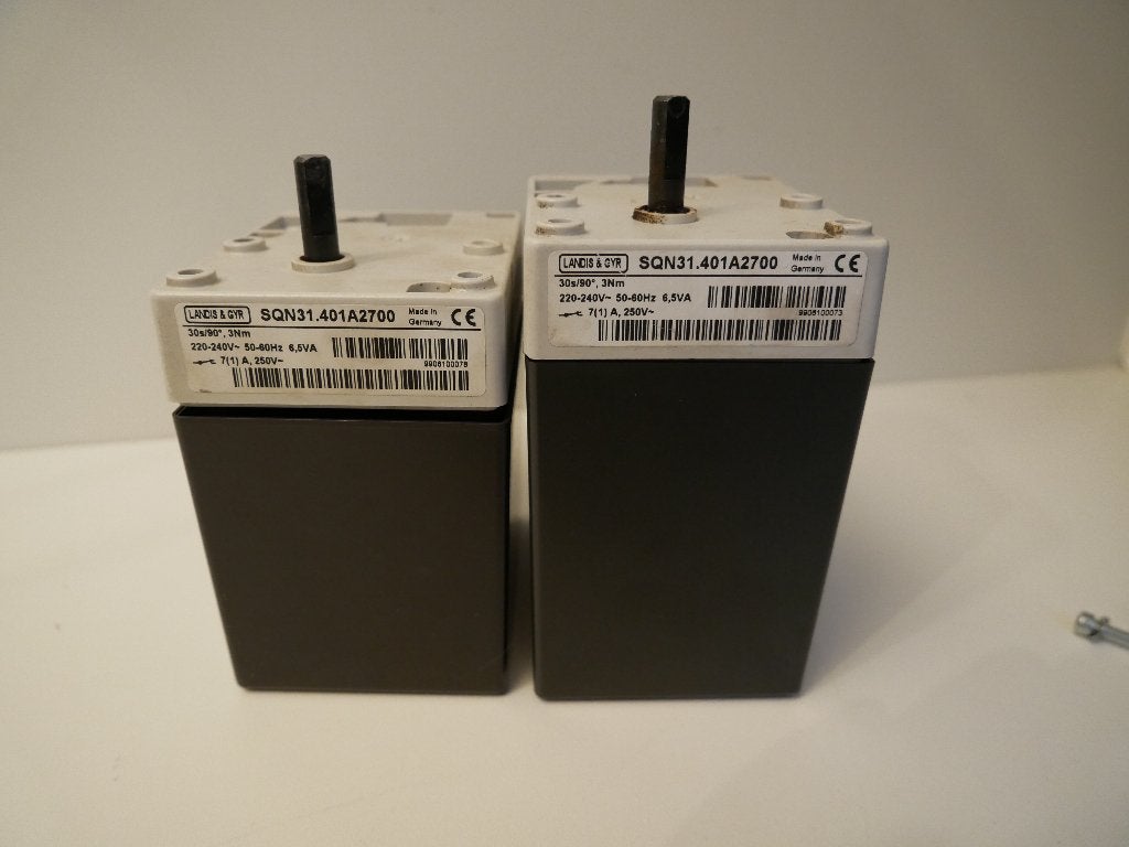 Siemens servomotor SQN31.401A2700 (2x), Ophalen of Verzenden, Gebruikt