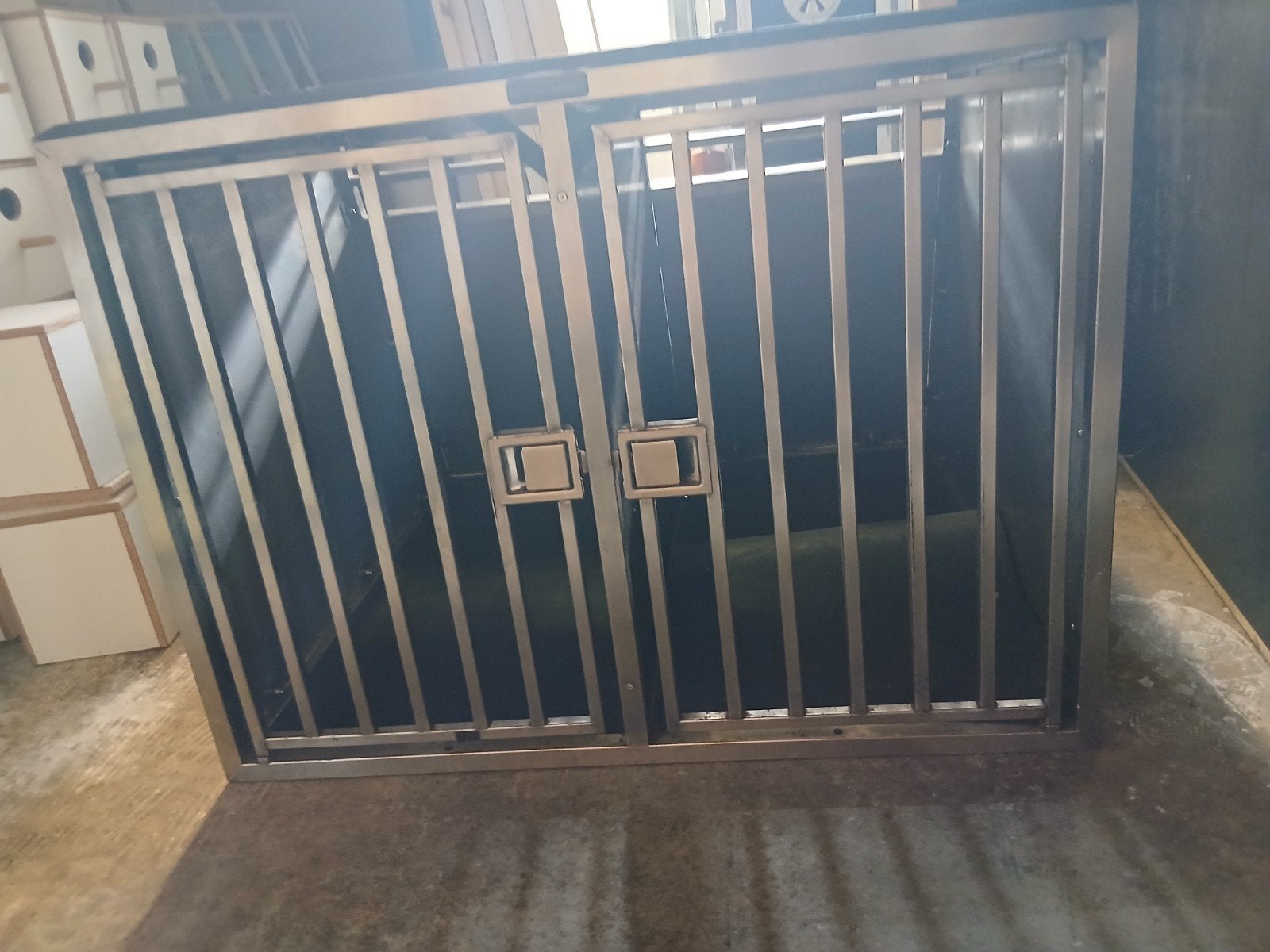 Te koop dubbele autokennel rvs 2 vaks!, Dieren en Toebehoren, Ophalen of Verzenden, 110 cm of meer, 100 cm of meer