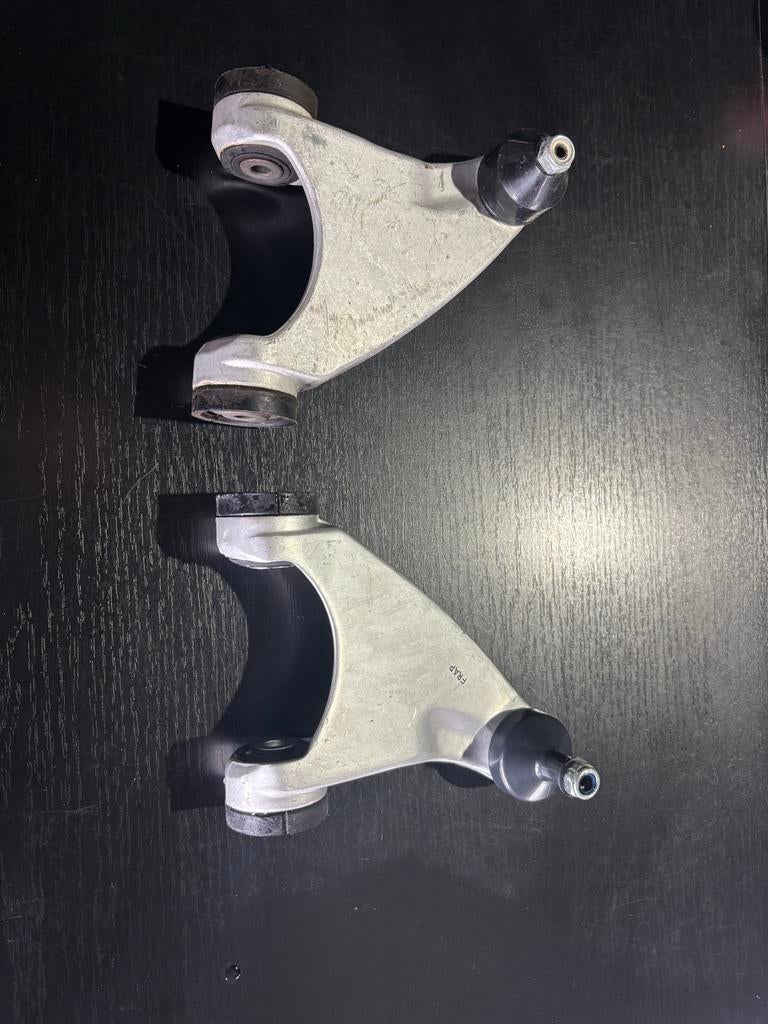 Draagarmen voor alfa 147 lins en rechts, Ophalen of Verzenden, Nieuw, Alfa Romeo