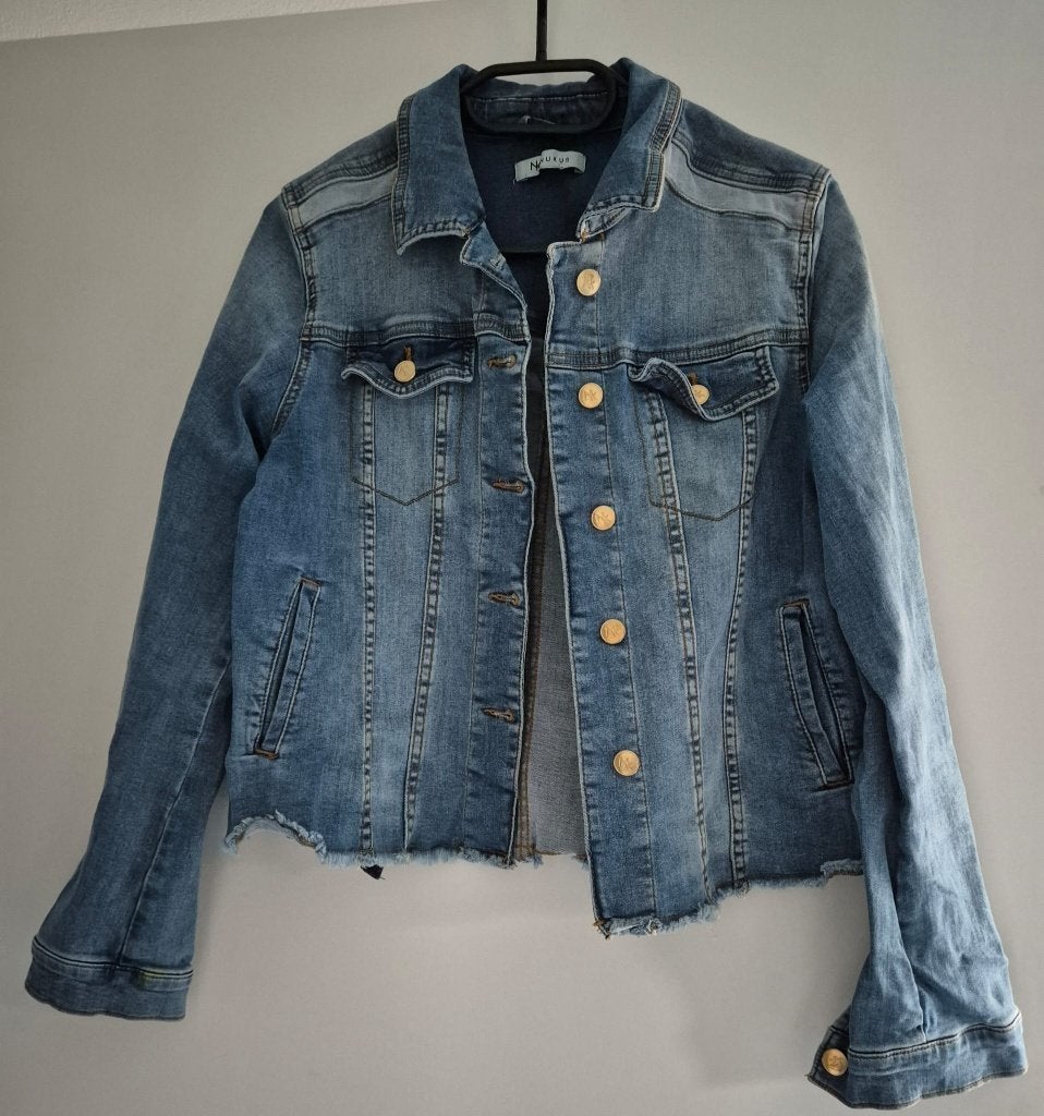 Nieuw spijkerjasje van Nukus maat M, Maat 38/40 (M), Blauw, Nieuw, Ophalen of Verzenden