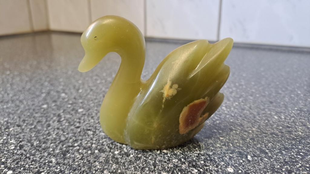 Mooi vintage stenen zwaan beeldje., Antiek en Kunst, Kunst | Beelden en Houtsnijwerken, Minder dan 20 cm, Ophalen of Verzenden