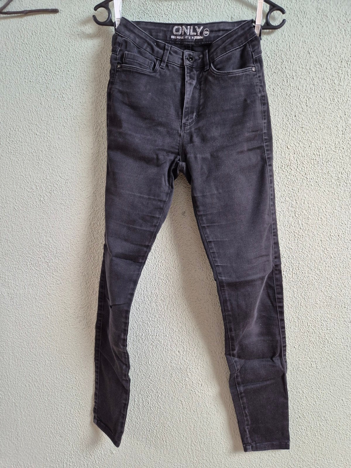 zwarte spijkerbroek, Only, maat XS/30, Only, Zwart, Ophalen of Verzenden, W27 (confectie 34) of kleiner