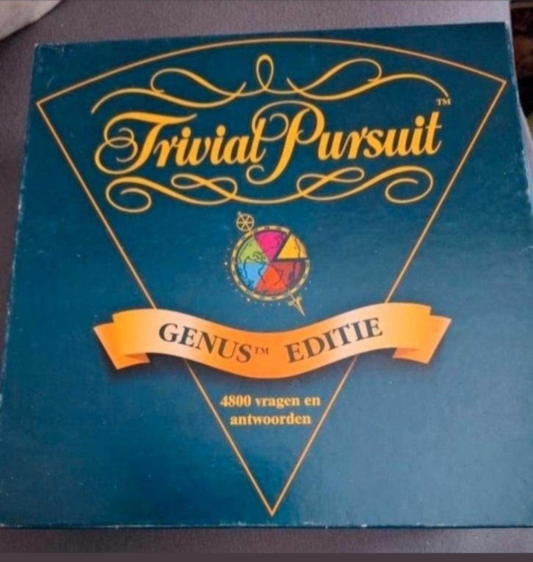 Trivial Pursuit Genus Editie Bordspel - Compleet, Drie of vier spelers, Ophalen of Verzenden, Zo goed als nieuw, Parker Brothers