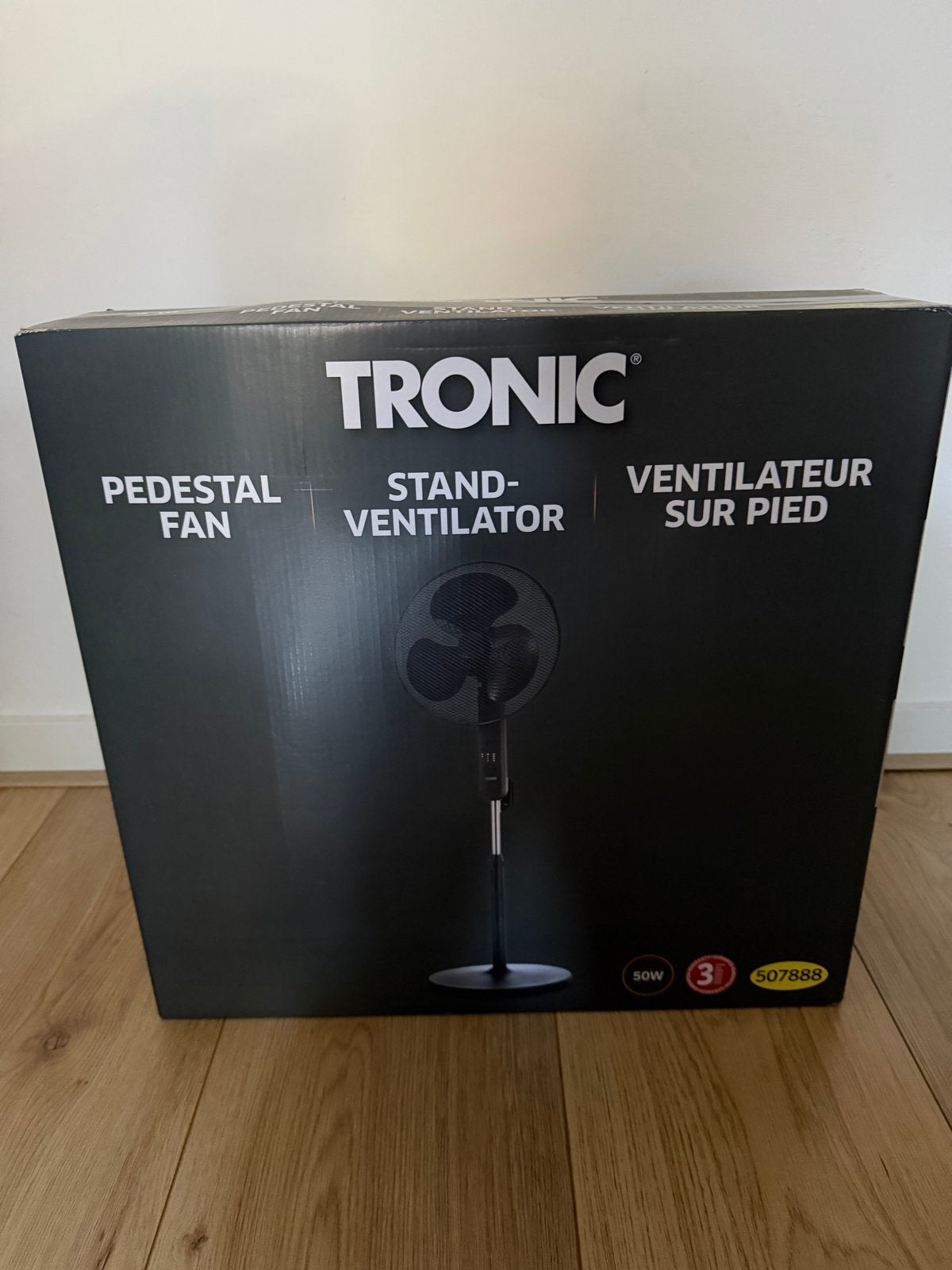 NIEUW in DOOS Statief ventilator met afstandsbediening, Witgoed en Apparatuur, Ventilatoren, Ophalen, Ventilator met afstandsbediening