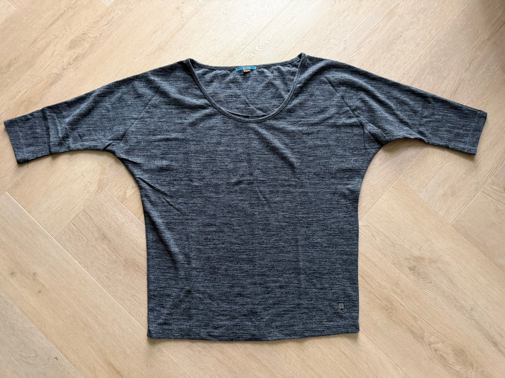 Grijs shirt met 3/4 mouw van 4 Funky Flavours maat s, Nieuw, Ophalen of Verzenden, Korte mouw, Maat 36 (S)