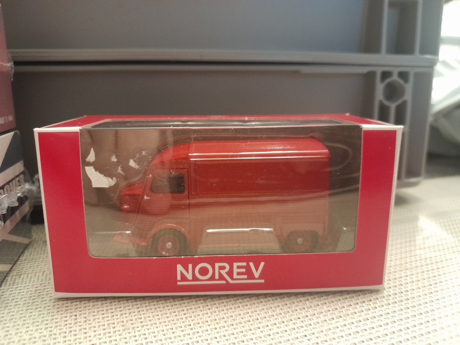Norev 1:64, Hobby en Vrije tijd, Modelauto's | 1:24, Ophalen of Verzenden, Bus of Vrachtwagen