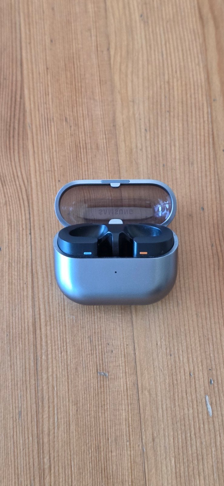 Samsung Galaxy Buds 3 - alleen oplaadcase, Ophalen, In-ear, Gebruikt, Zilver