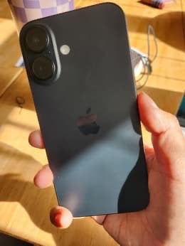 Iphone 16 100% battery like new, Ophalen, Zo goed als nieuw