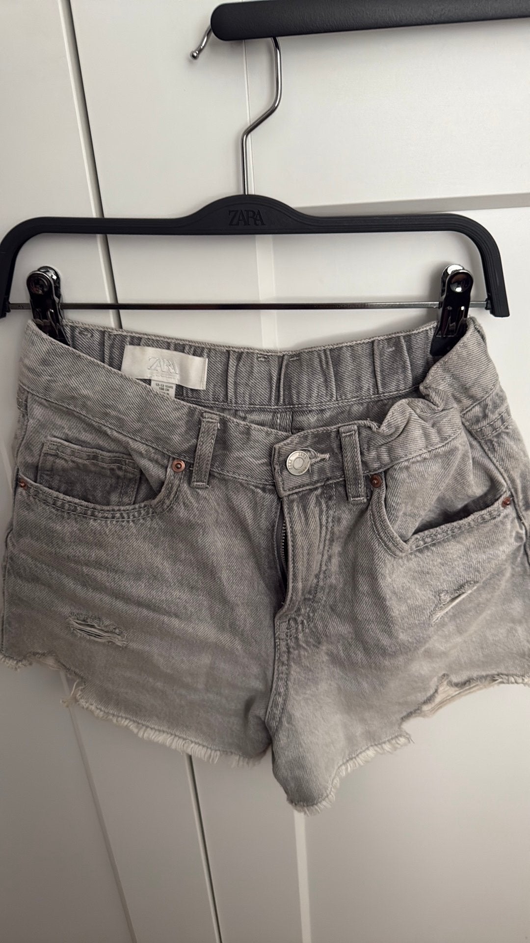 Korte broek van de Zara, Ophalen of Verzenden, Zo goed als nieuw, Blauw, W28 - W29 (confectie 36)