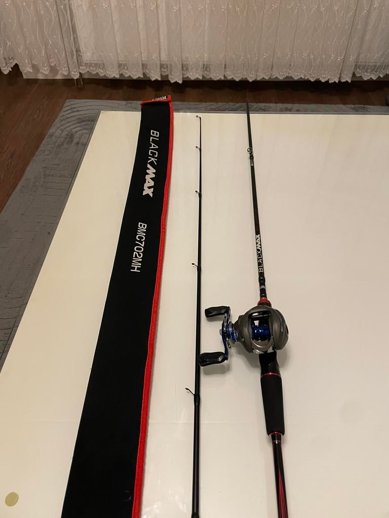 ABU GARCiA BLACK MAX, Watersport en Boten, Hengelsport | Roofvissen, Ophalen, Zo goed als nieuw, Werphengel
