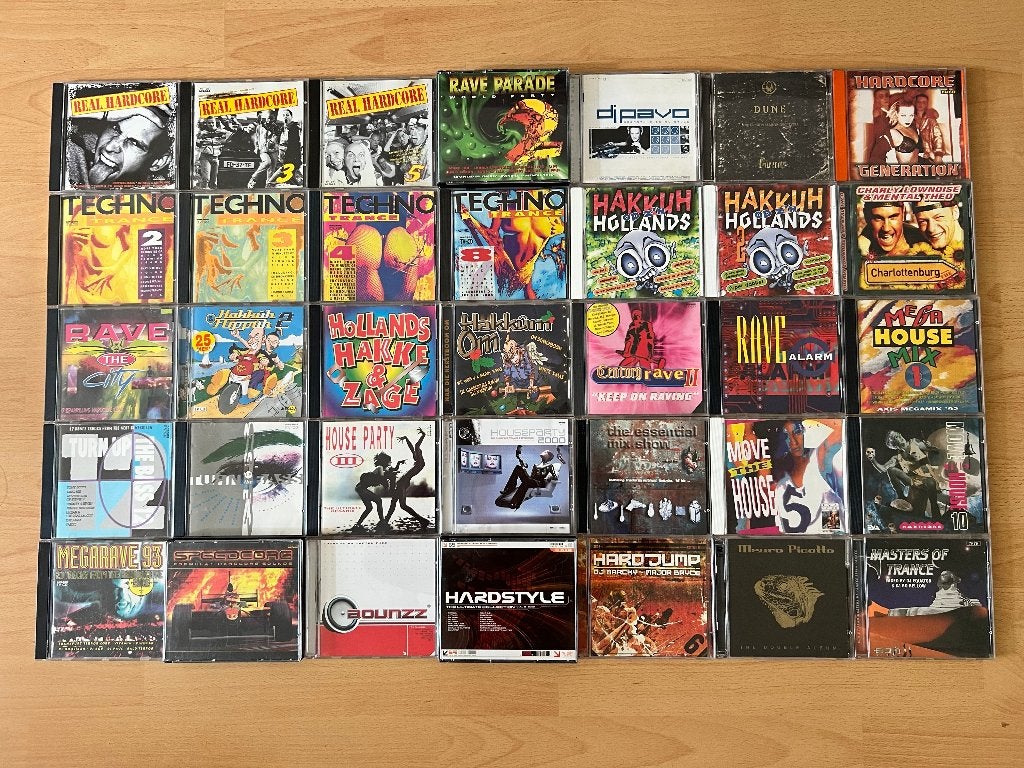 Hardcore Hardstyle Techno Cd's voor € 4,- p/s Thunderdome, Ophalen of Verzenden, Zo goed als nieuw, Inclusief boekje, Verzamelalbum