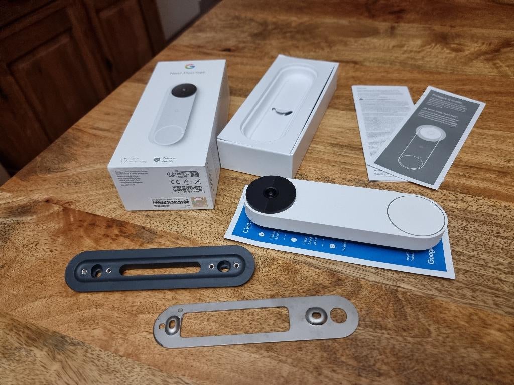 Google draadloze Nest Camera Deurbel / Intercom, Huis en Inrichting, Deurbellen, Ophalen of Verzenden, Bewegingsdetectiesensor