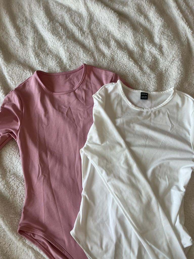 Set van 2 Shein bodysuits: roze en wit, maat M, Kleding | Dames, Tops, Zo goed als nieuw, Maat 38/40 (M), Roze, Lange mouw, Ophalen of Verzenden