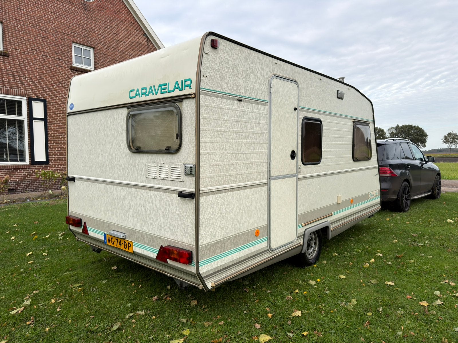 Caravelair (1991) | 5 slaapplaatsen | Stapelbed | Voortent, Caravans en Kamperen, Vast bed, Koelkast, Bedrijf, Treinzit