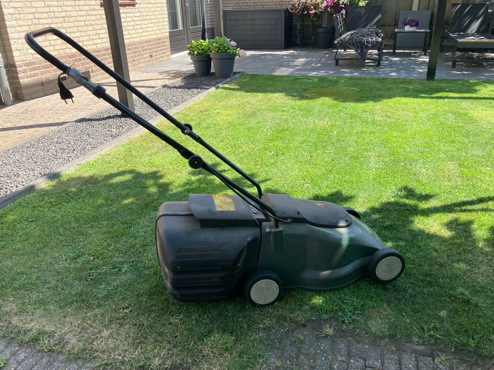 Black & Decker GR345 Elektrische Grasmaaier 34cm, Ophalen, Cirkelmaaier, Gebruikt, Elektrische grasmaaier
