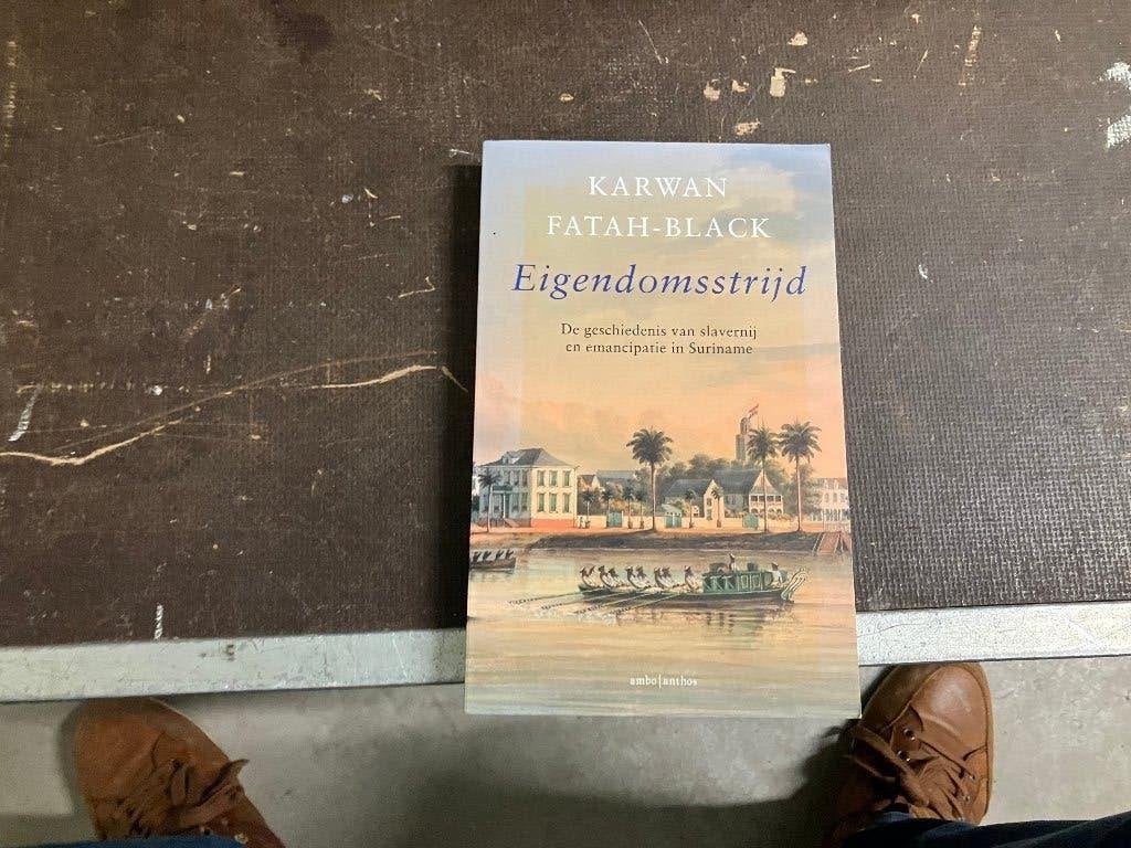 slavernij Suriname creolen bosneger emancipatie, Verzenden, Maatschappij en Samenleving, Karwan Fatah-Black, Zo goed als nieuw