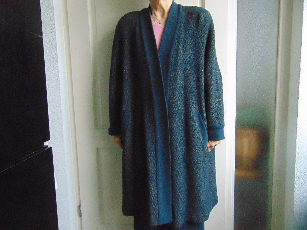 zeer chique mantelpak, Kleding | Dames, Ophalen of Verzenden, Zo goed als nieuw, Maat 42/44 (L), Blauw