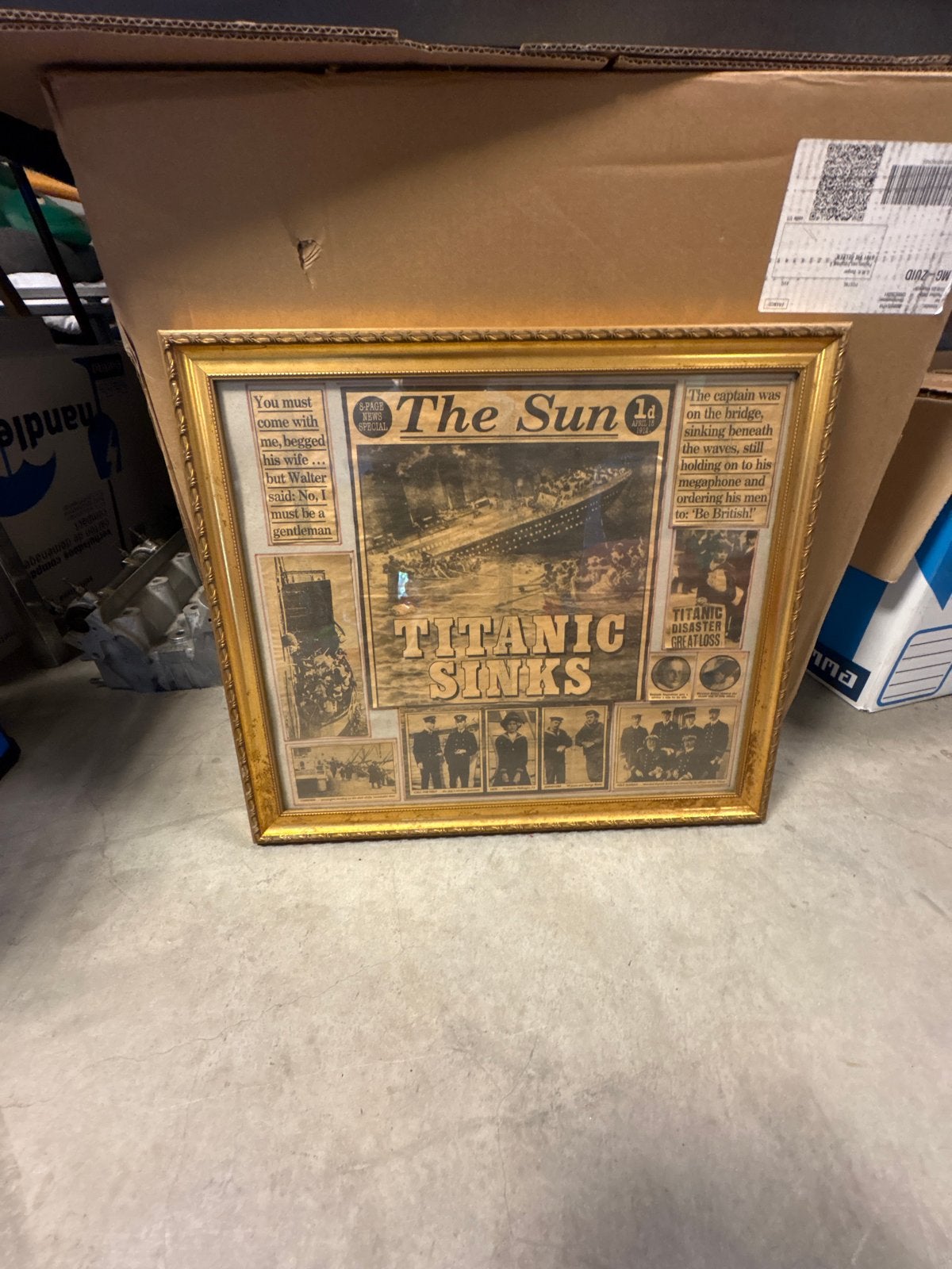 Originele krantenknipsels Titanic - Ingelijst, Verzamelen, Ophalen, Voor 1920, Buitenland, Knipsel(s)