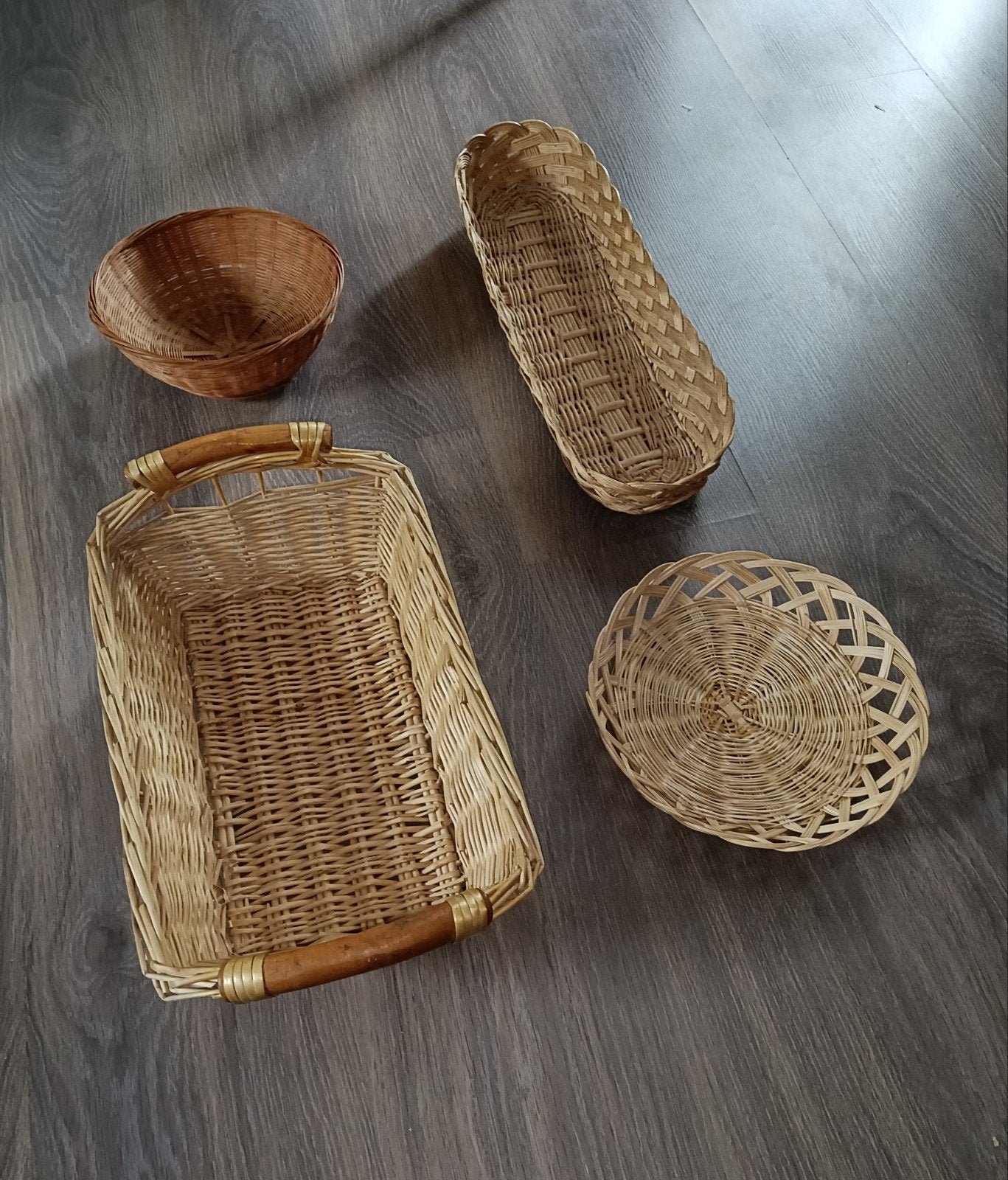 Set van 4 rieten mandjes, Ophalen, Gebruikt, Rond, Riet